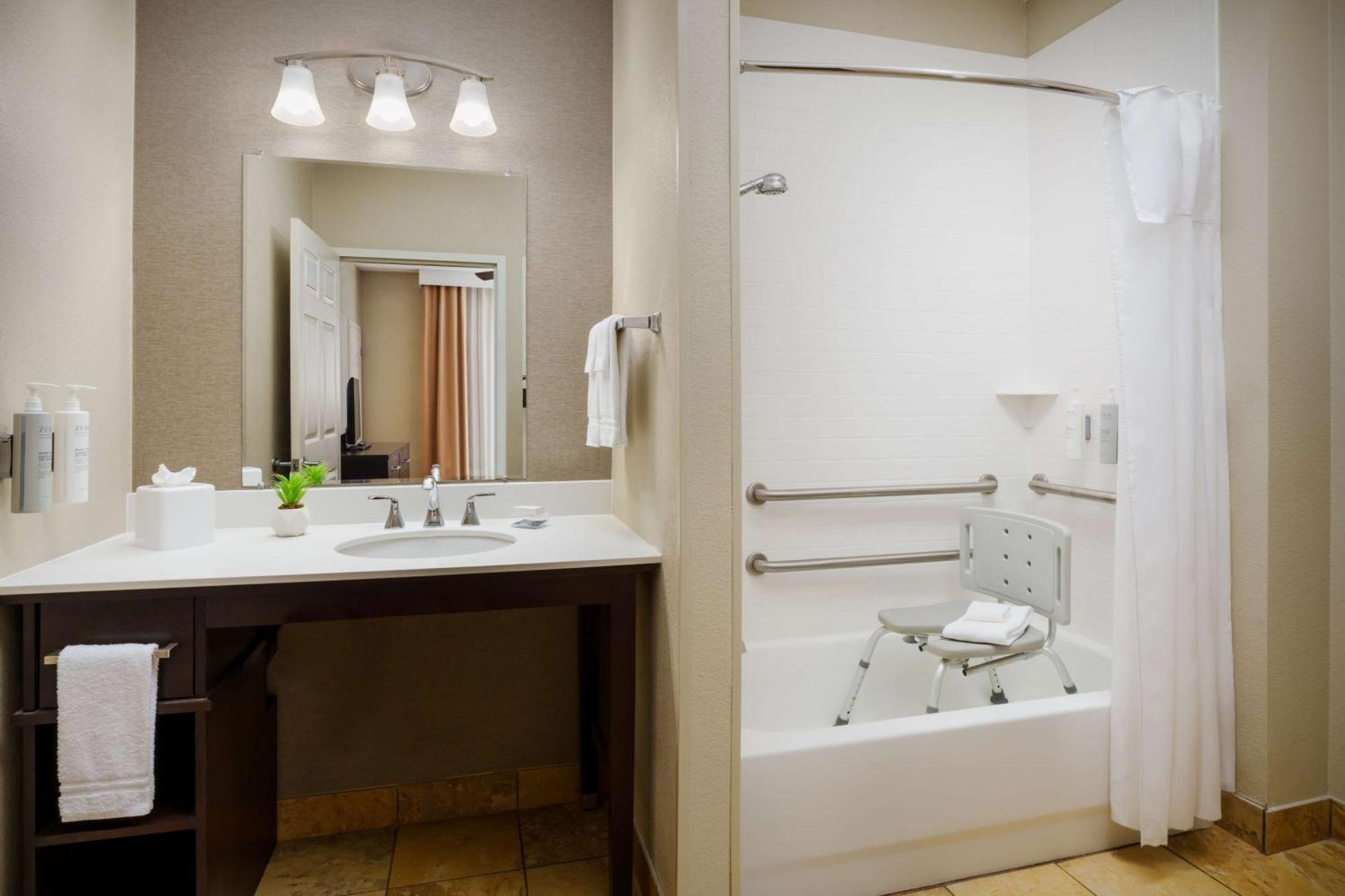Homewood Suites Rochester-Henrietta Exterior photo