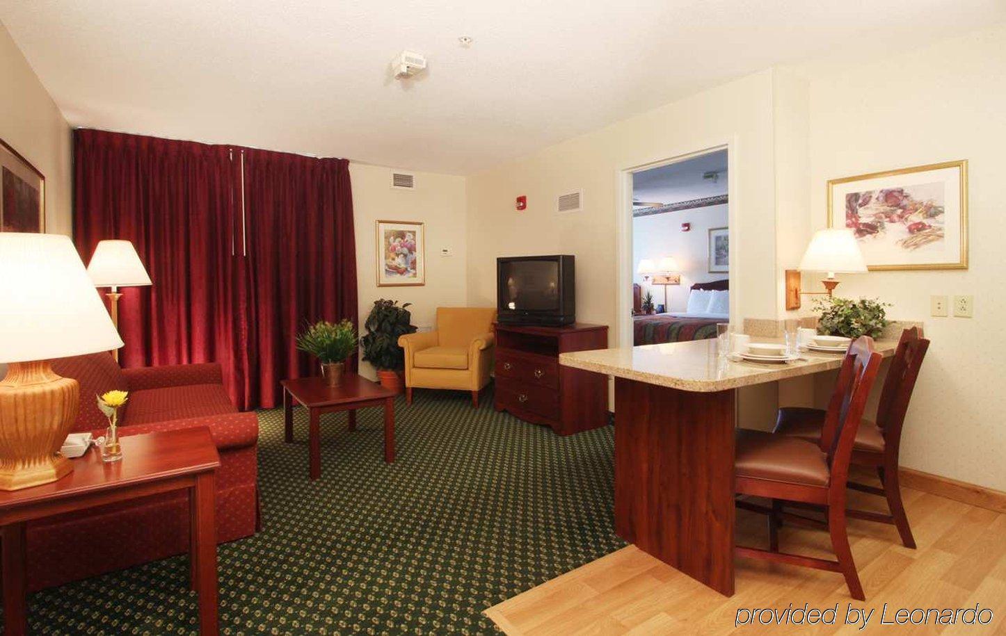 Homewood Suites Rochester-Henrietta Exterior photo